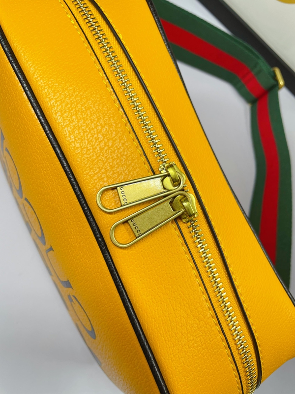 激安グッチバッグコピー角部分ディテール